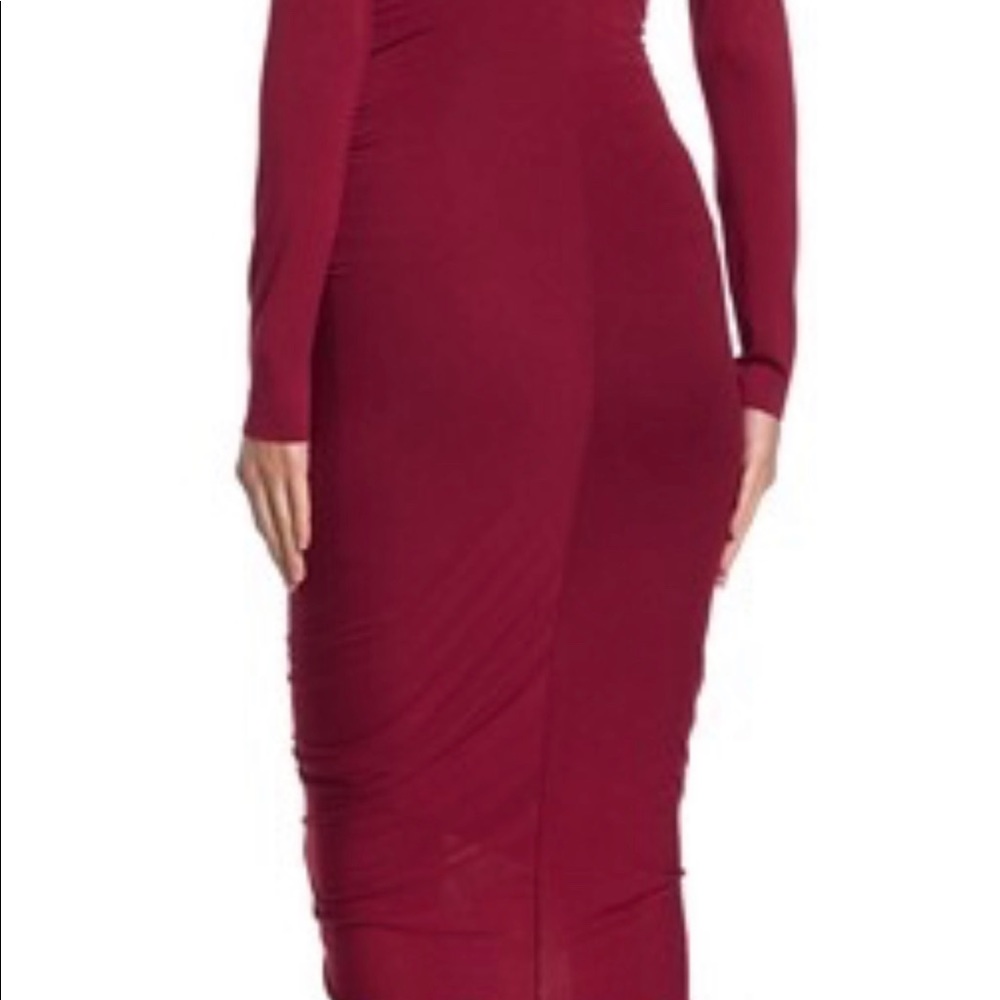 Bailey44
High Roller Ruched Front Dress RUBY - Picture 3 of 3